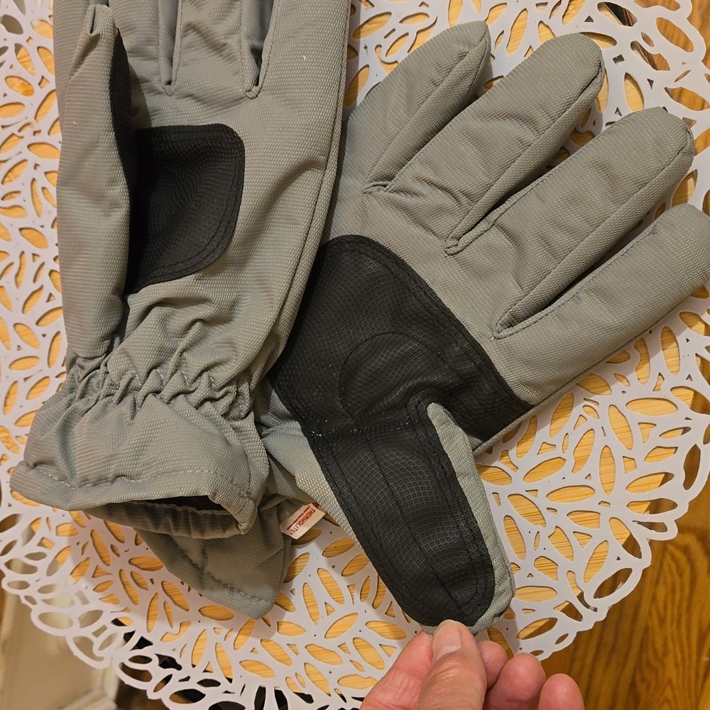 NWT Thermolite gray mens gloves Sz XL - Picture 3 of 7